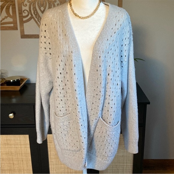 Lauren Michelle super soft cardigan - Picture 2 of 6